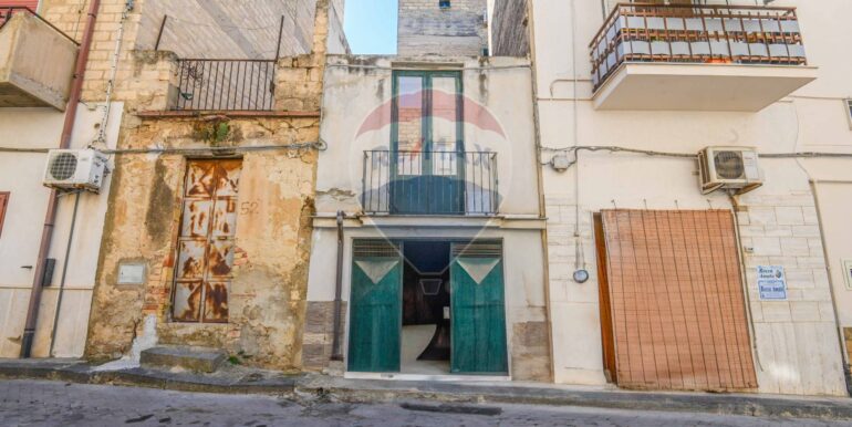 20251002121043-989046-17