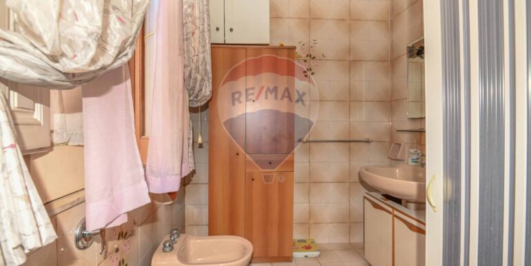 20251002121122-989046-29