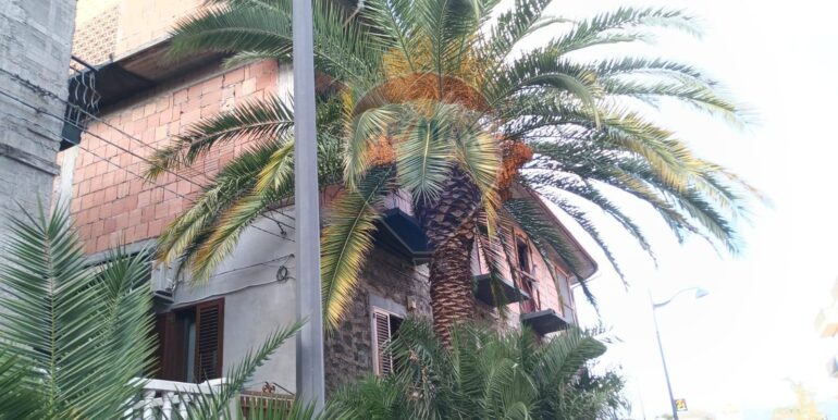 20251002131729-991179-3