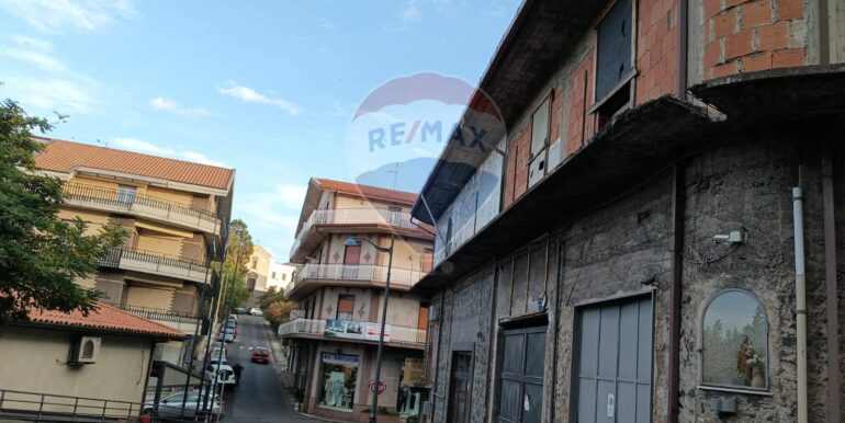 20251002131739-991179-7