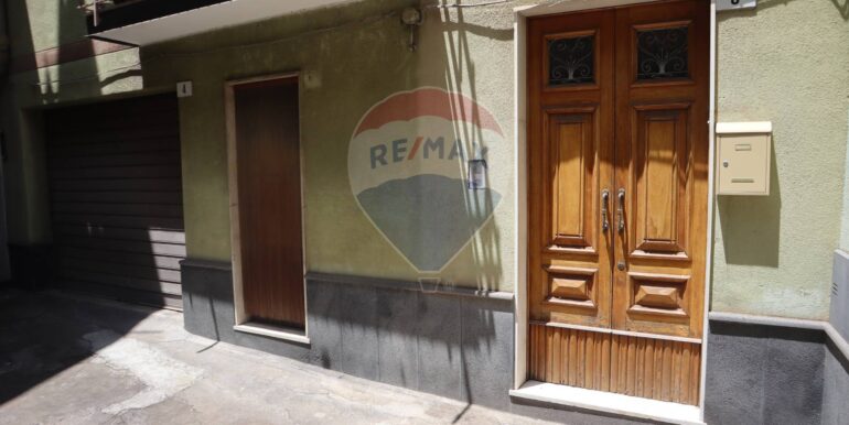 20251002164021-991229-6