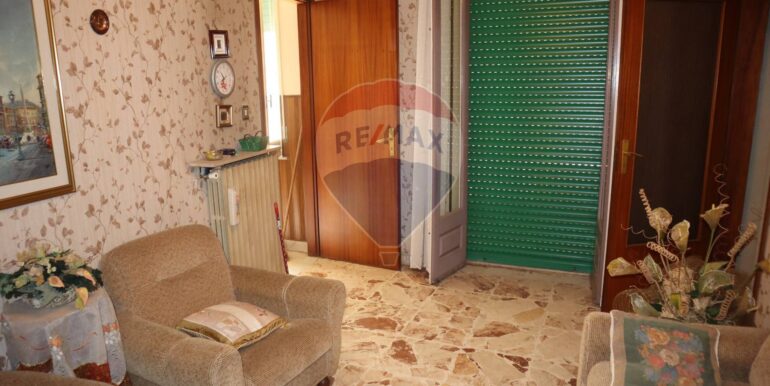 20251002164124-991229-27