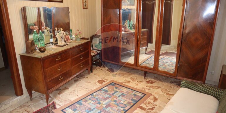 20251002164132-991229-29