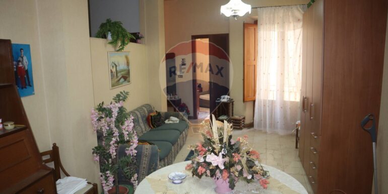 20251002164159-991229-38