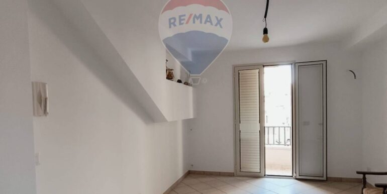 20251002173623-990970-5