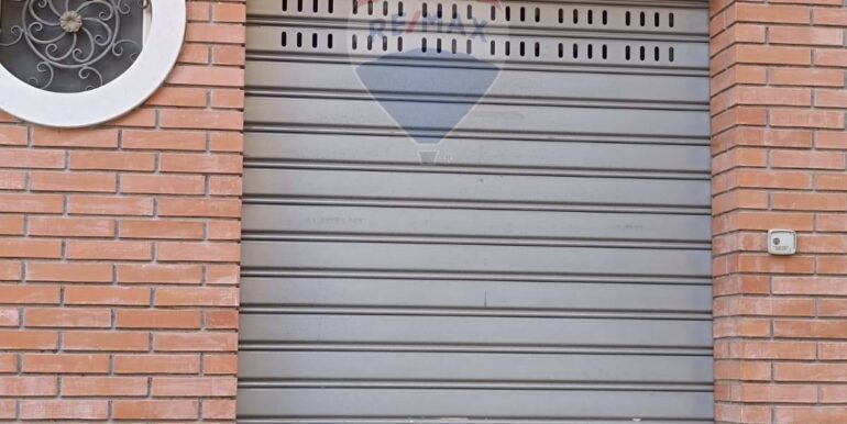 20251002173632-990970-9