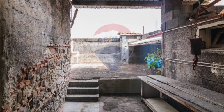 20251002183135-991159-9