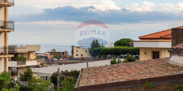 20251002183256-991281-3