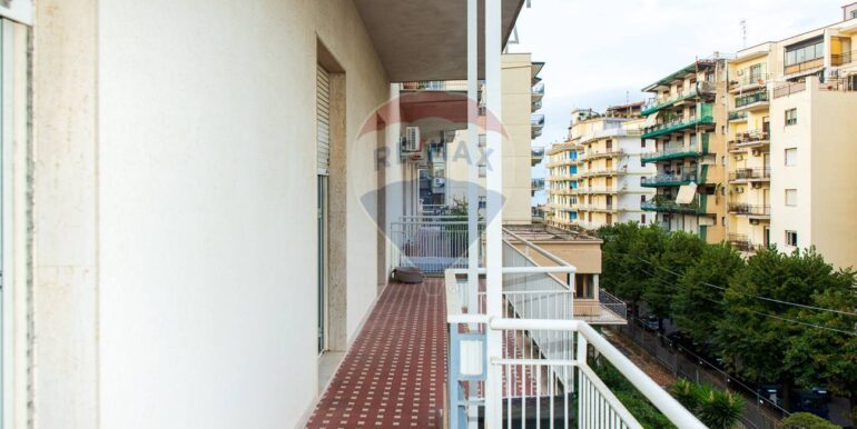 20251002183306-991281-5