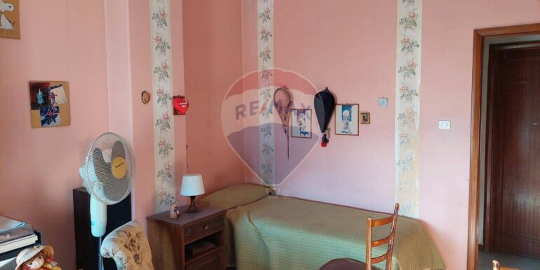 20251002184334-991274-5