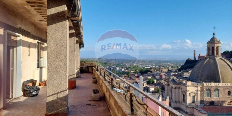 20251002184437-991274-25