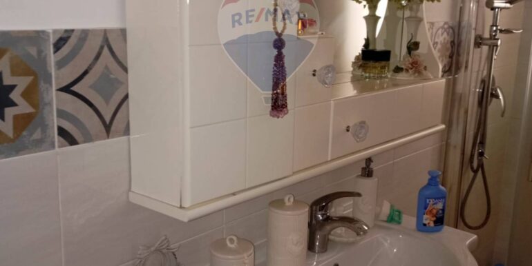 20251002202102-991019-11