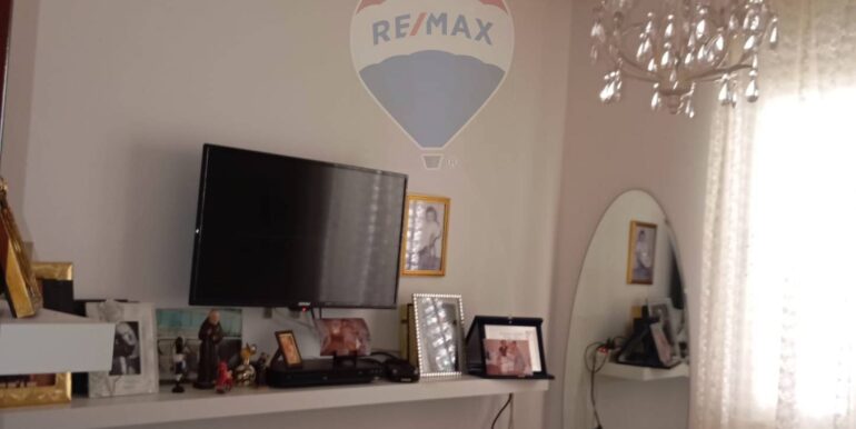 20251002202107-991019-12