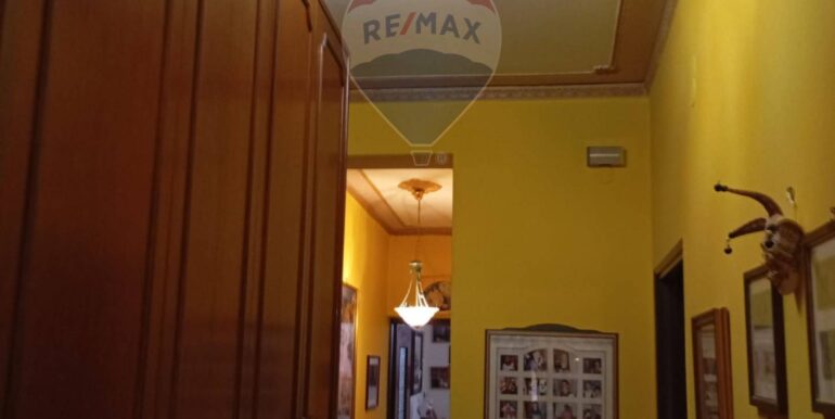 20251002202145-991019-20