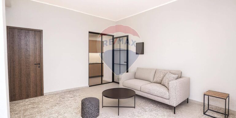 20251002223236-895861-26