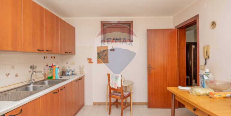 2025100294614-976423-10