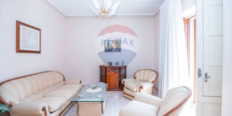 2025100294626-976423-13