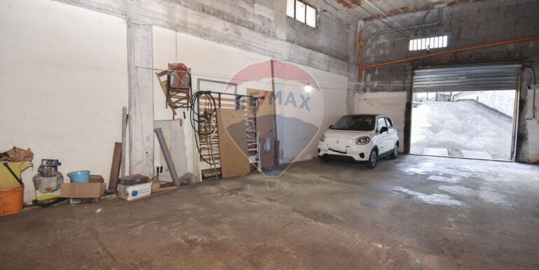 20251003124625-989052-4