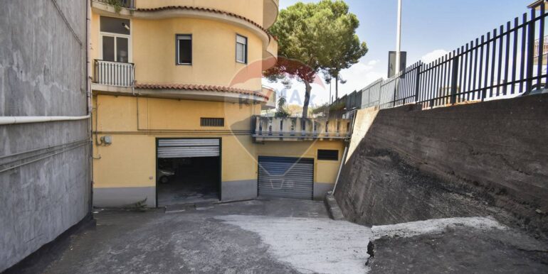 20251003124630-989052-6