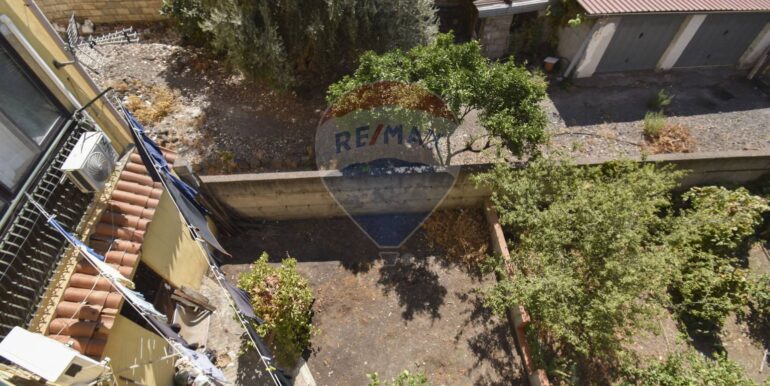 20251003125047-989052-6