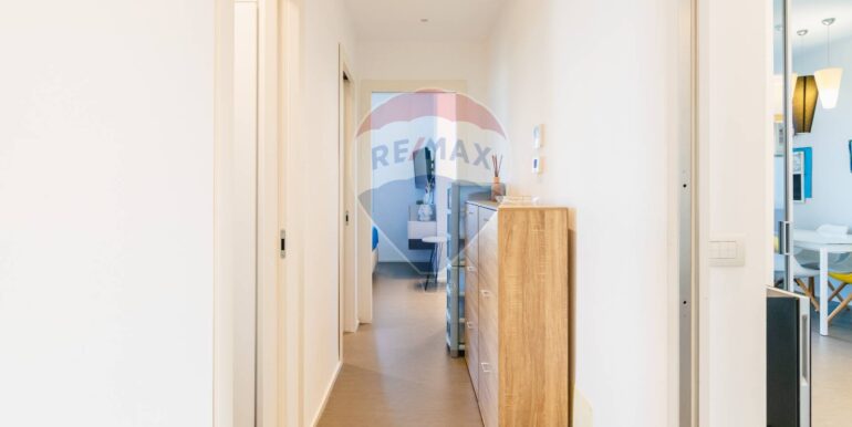 20251004134710-991694-5