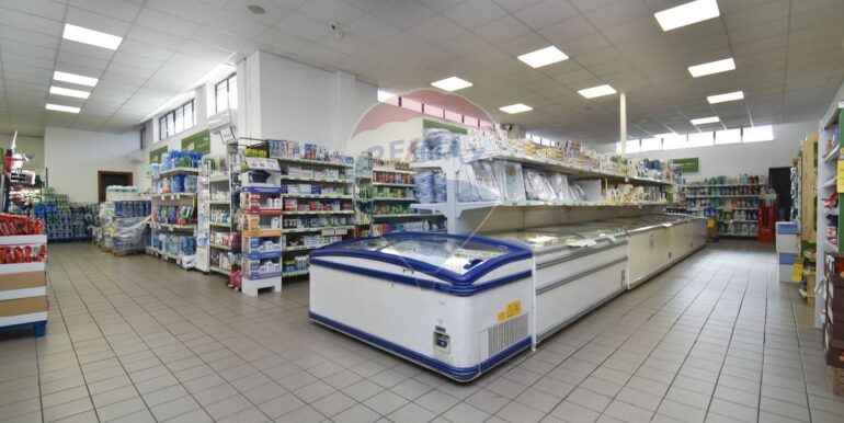 20251005214047-991755-7