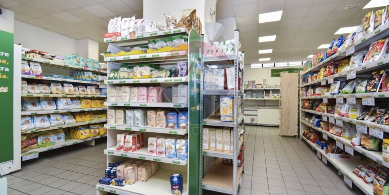 20251005214105-991755-12