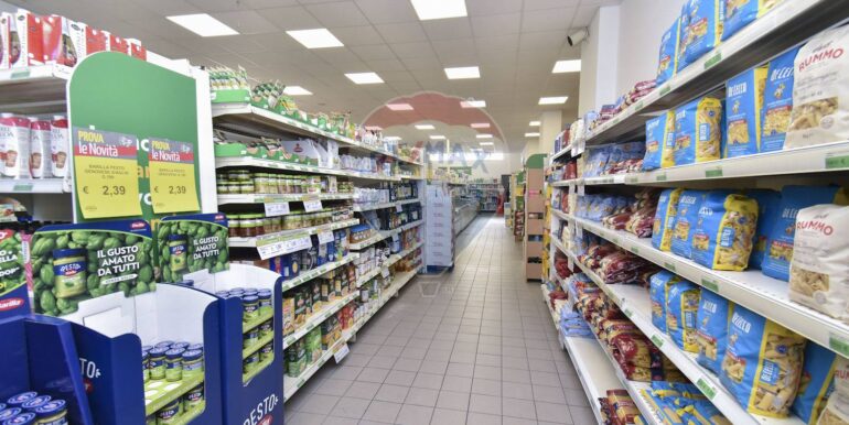 20251005214125-991755-17