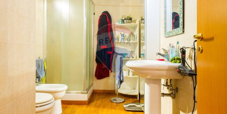 20251006100031-991573-6