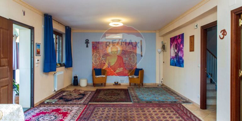 20251006102309-991774-14