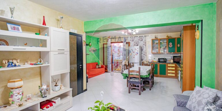 20251006111455-991815-2