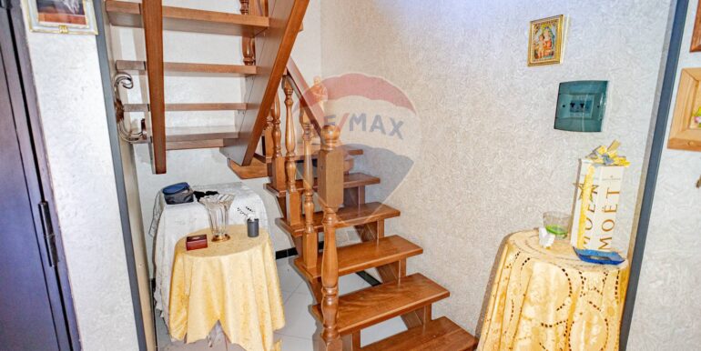 20251006111459-991815-17