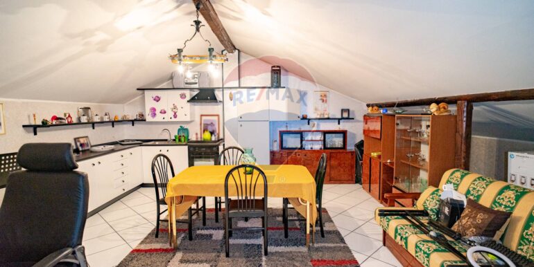 20251006111500-991815-20