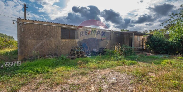 20251006151349-991896-12