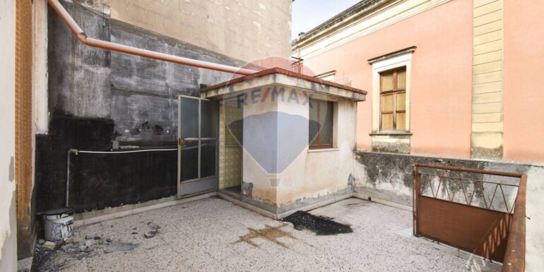 20251006165400-991943-45