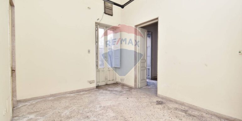 20251006171036-991954-27