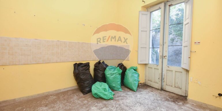 20251006171036-991954-32