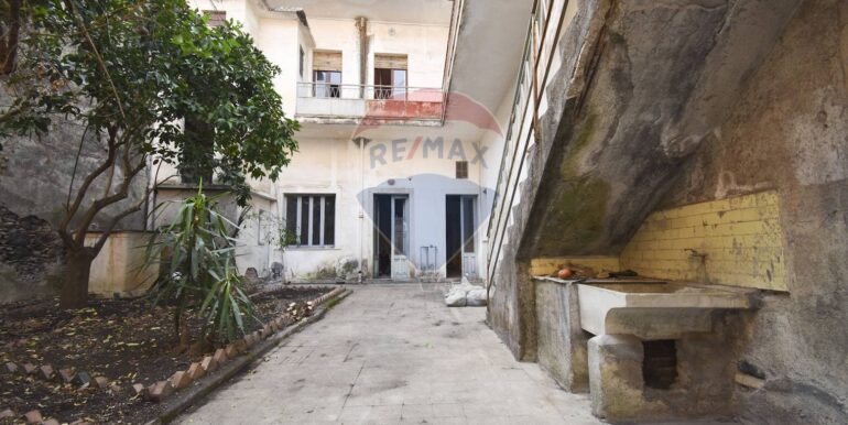 20251006171044-991954-84