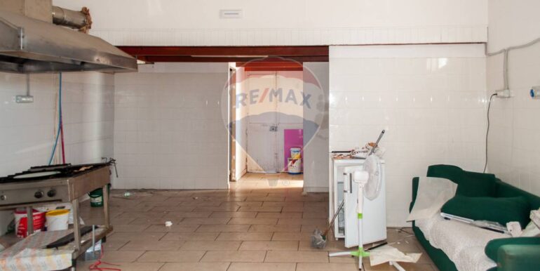 20251006173722-990780-4