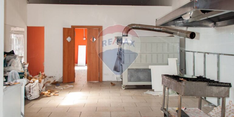 20251006173725-990780-5