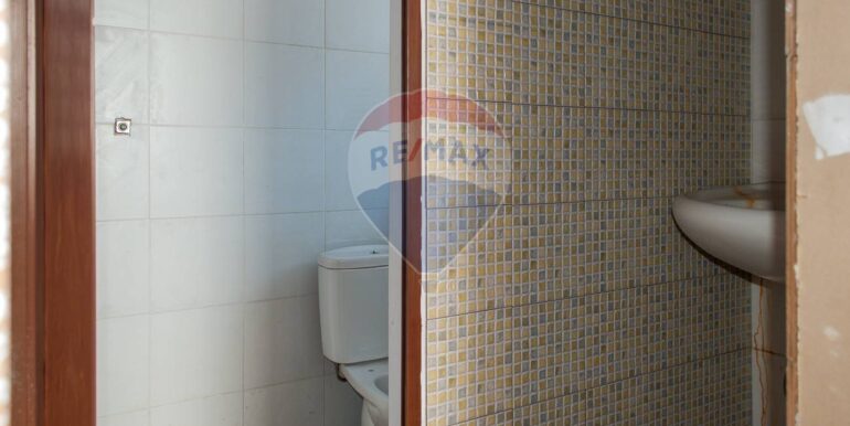 20251006173728-990780-6