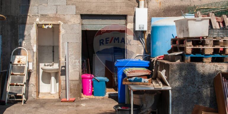 20251006173744-990780-10