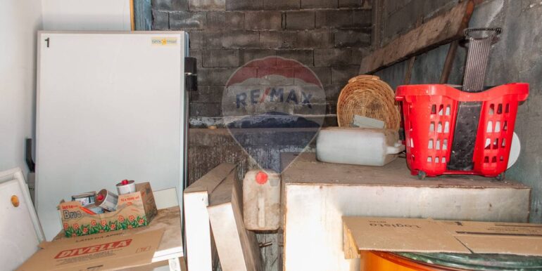 20251006173747-990780-11