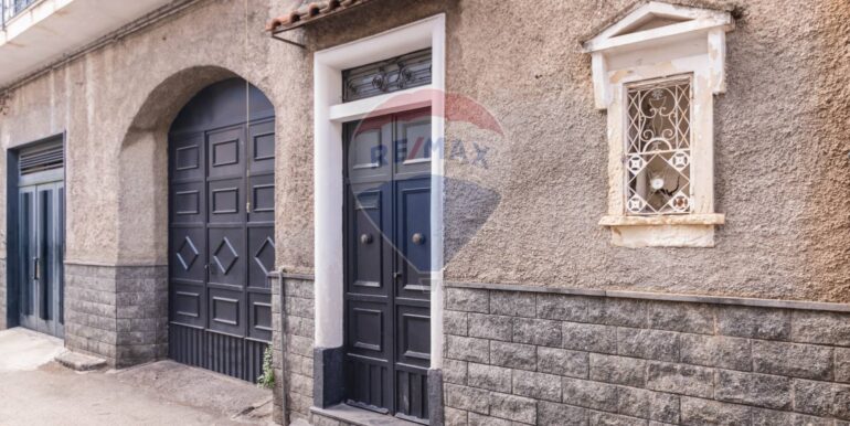 20251007134649-983455-42