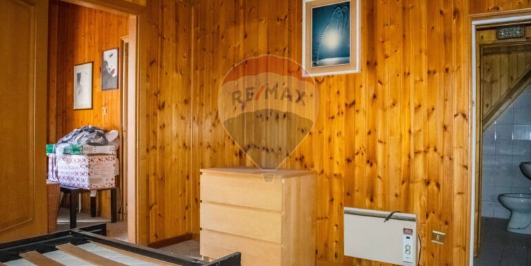 20251007135617-983440-19