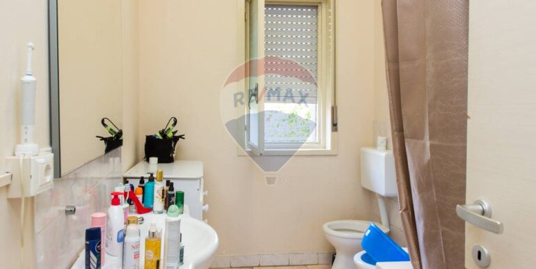 20251007162317-988999-14