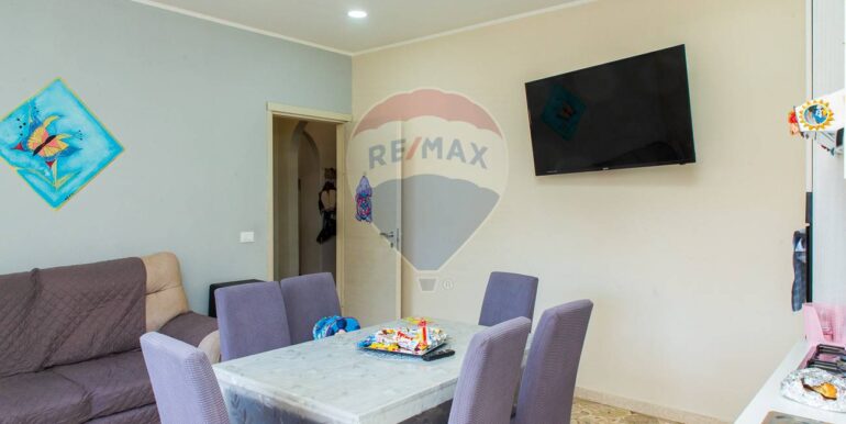 20251007162331-988999-17