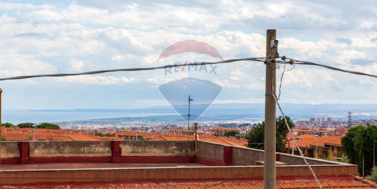 20251007162353-988999-22