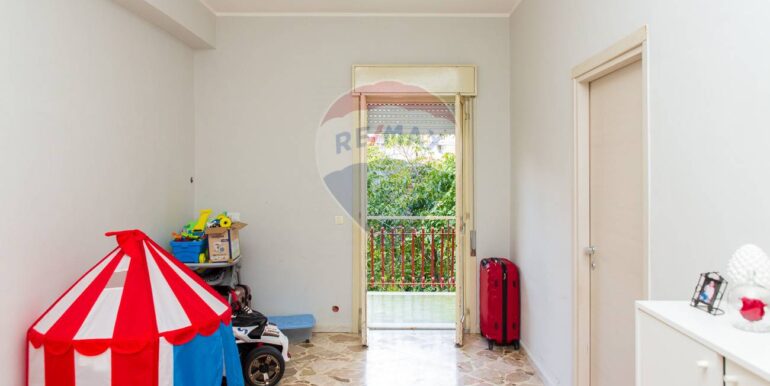 20251007162405-988999-25