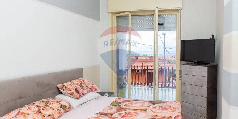 20251007162416-988999-27